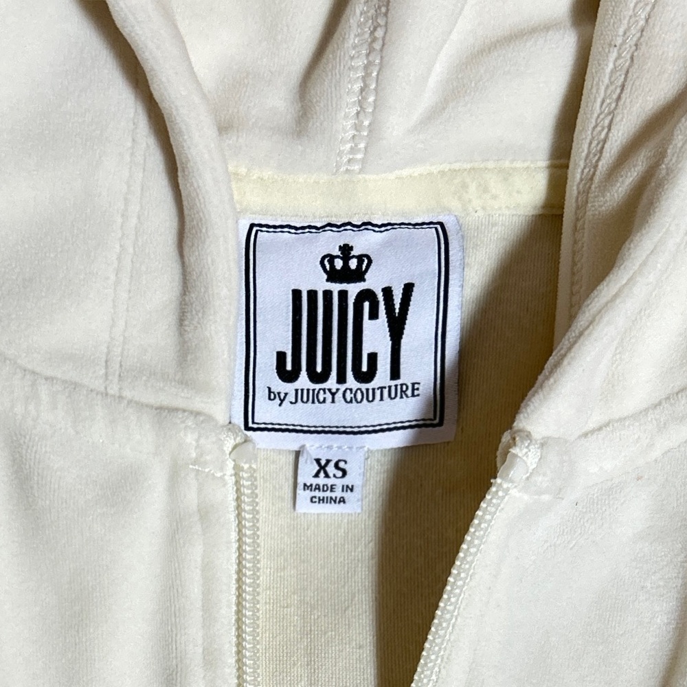 Juicy Couture Cream Jumpsuit with Logo - Picture 6 of 7